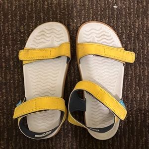 Kids Native Yellow Charley Sandals - Size 1